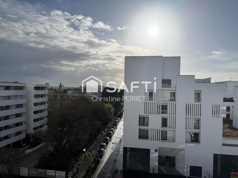 Appartement - 96 m² - 4 pièces