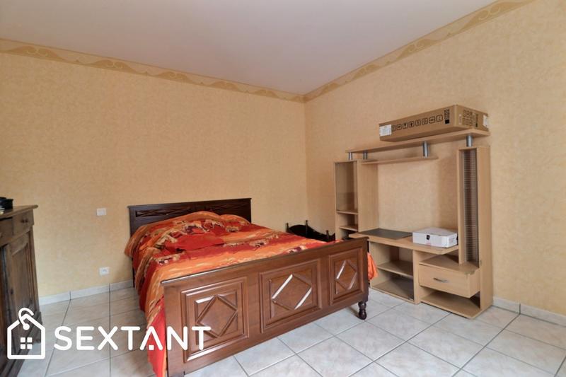 Propriété - 175 m² - 7 pièces