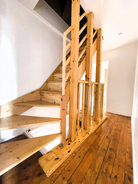 Maison de village - 95 m² - 5 pièces