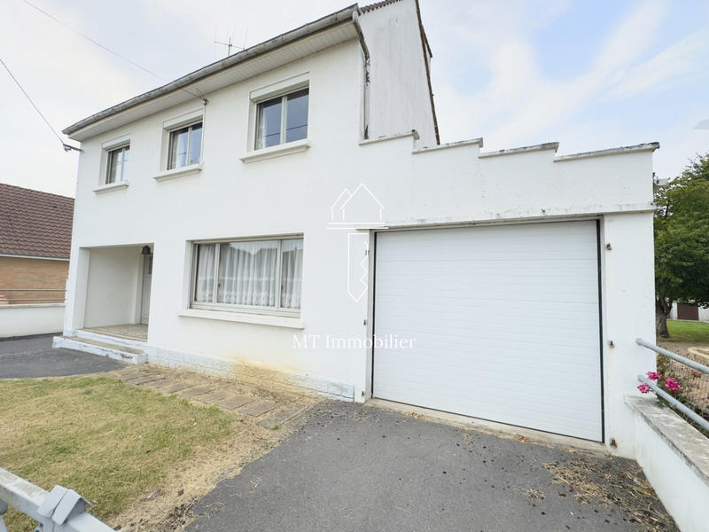 Maison - 97 m² - 6 pièces