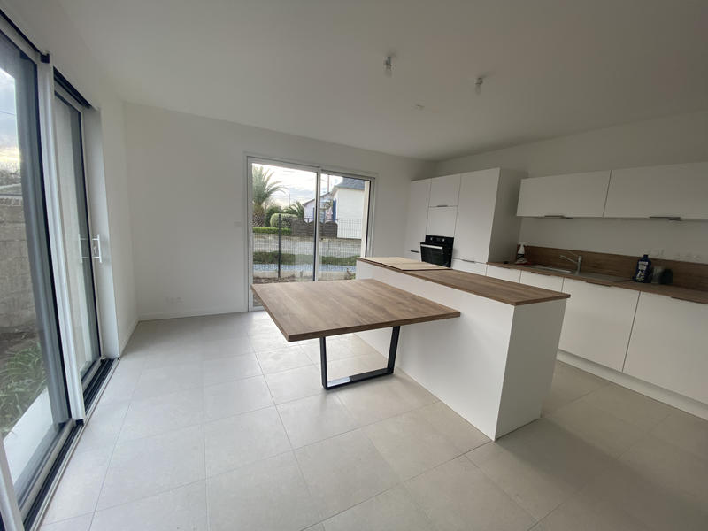 Maison - 82 m² - 4 pièces