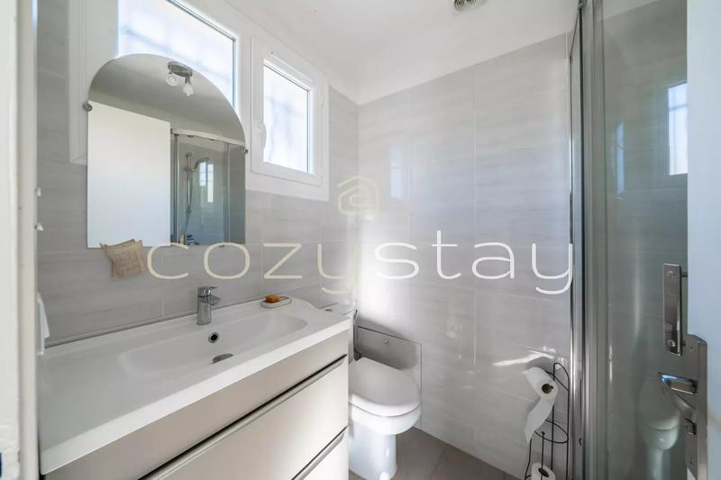 Villa - 305 m² - 10 pièces