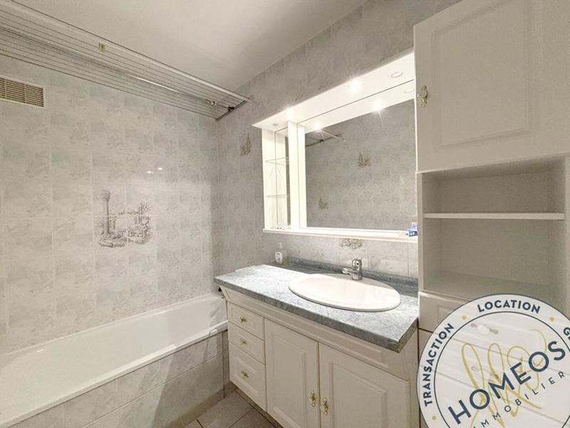 Appartement - 77 m² - 4 pièces