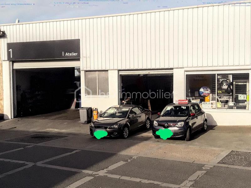 Bureau - 1 690 m² - 8 pièces