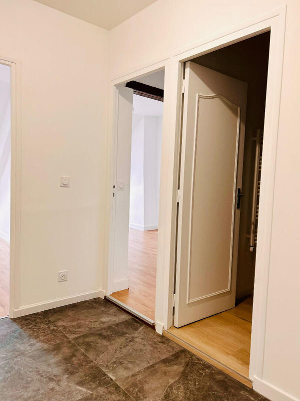 Appartement - 111 m² - 5 pièces