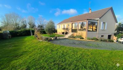 Pavillon - 130 m² - 7 pièces