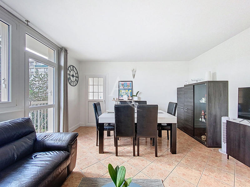 Appartement - 74 m² - 4 pièces