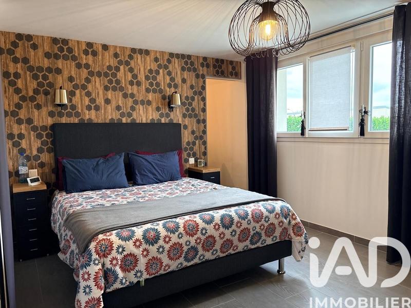 Maison - 163 m² - 6 pièces