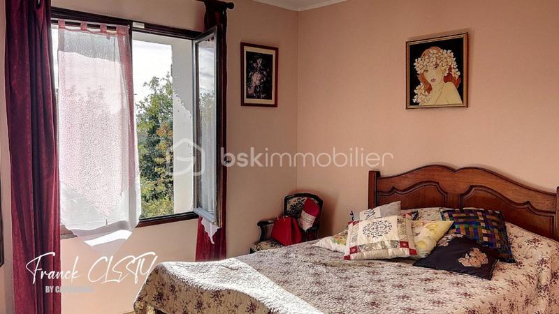 Maison traditionnelle - 102 m² - 4 pièces