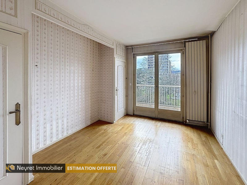 Appartement - 125 m² - 5 pièces