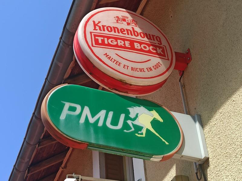 Fonds de commerce - 310 m²