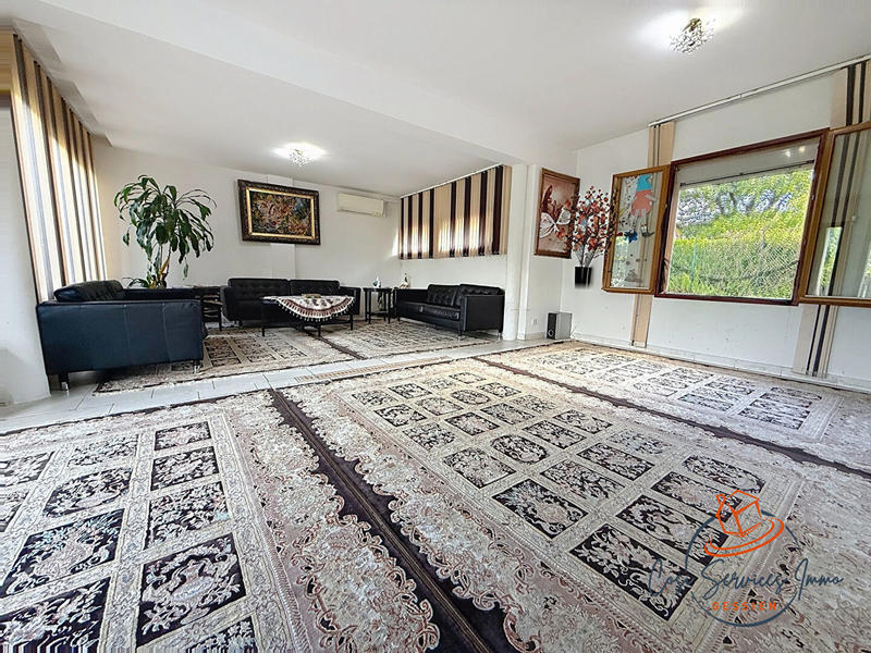 Villa - 190 m² - 5 pièces