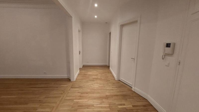 Appartement - 80 m² - 3 pièces