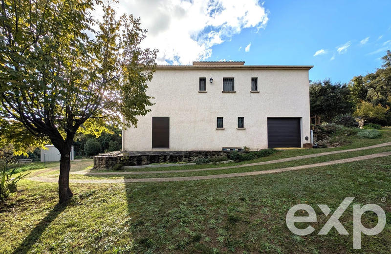 Villa - 220 m² - 7 pièces