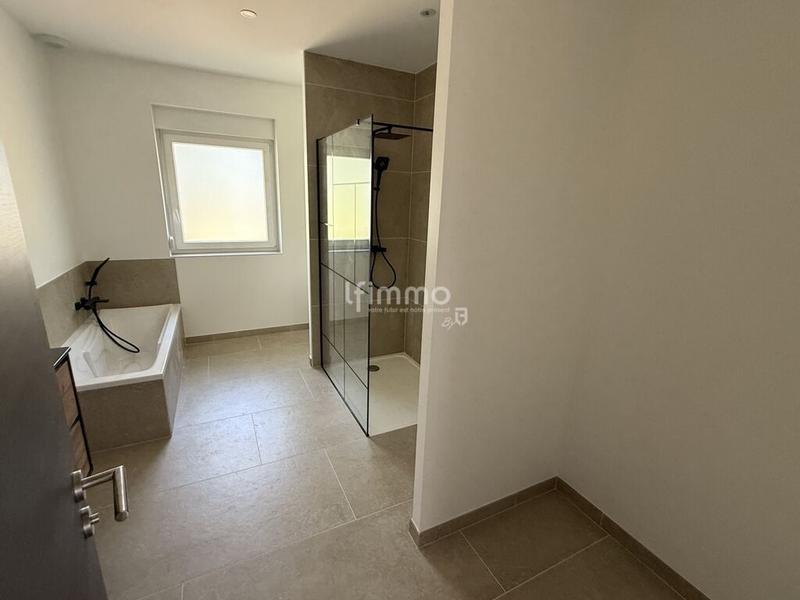 Maison - 183 m² - 6 pièces