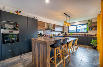 Maison - 105 m² - 5 pièces