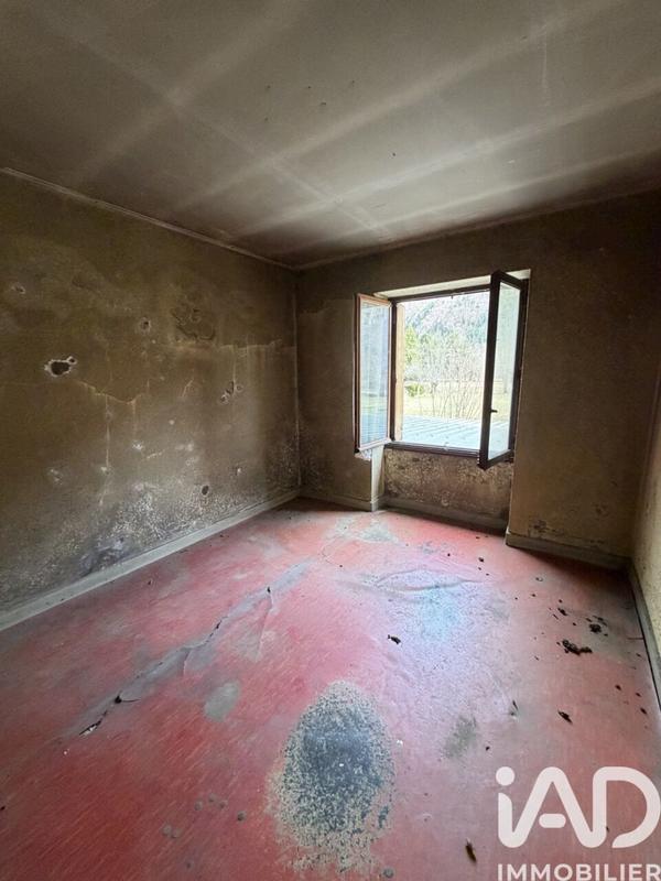 Maison - 77 m² - 5 pièces