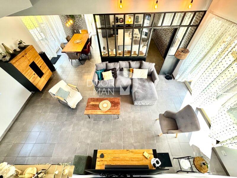 Maison - 194 m² - 7 pièces