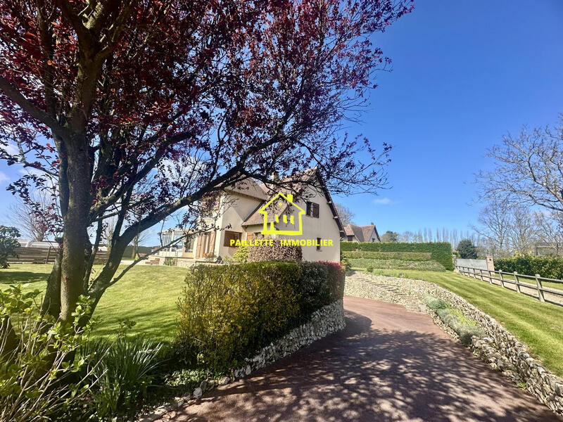 Maison ancienne - 176 m² - 6 pièces