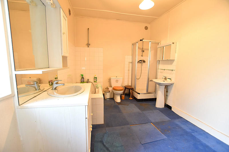 Maison - 140 m² - 6 pièces