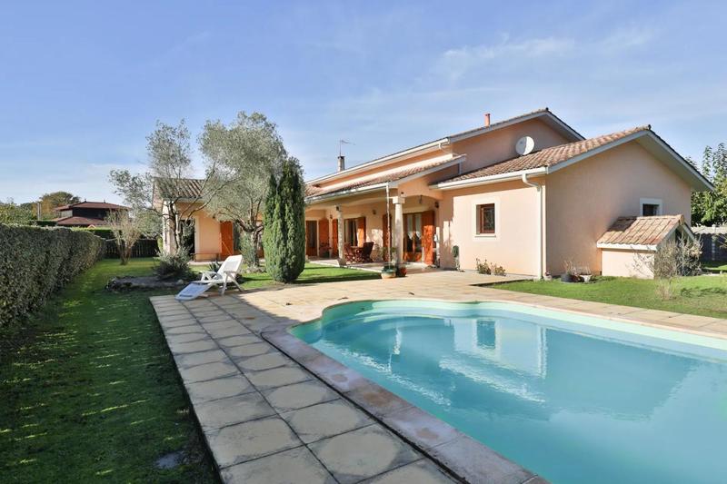 Maison - 155 m² - 6 pièces