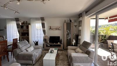 Appartement - 85 m² - 3 pièces