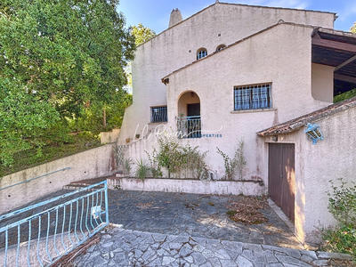 Villa - 93 m² - 4 pièces