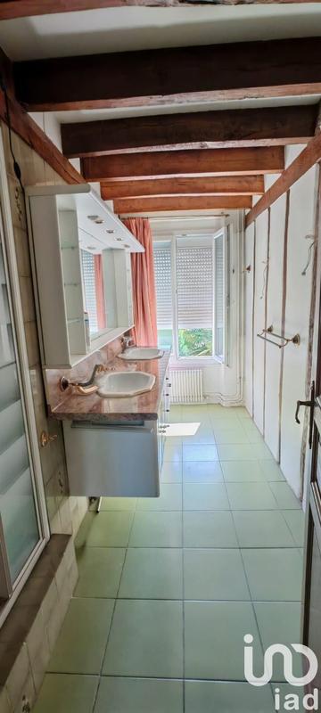 Maison - 348 m² - 10 pièces