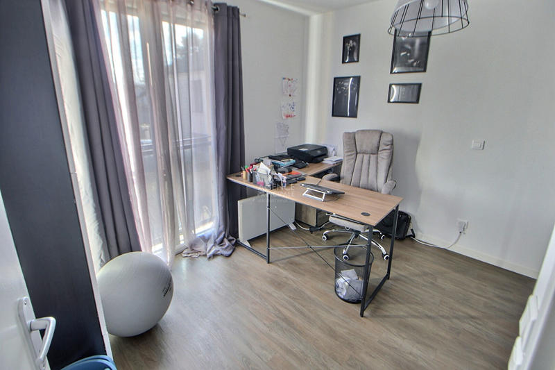 Maison - 107 m² - 6 pièces