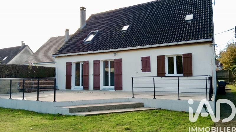 Maison - 166 m² - 8 pièces