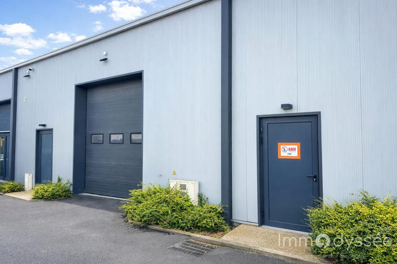 Local commercial - 240 m²