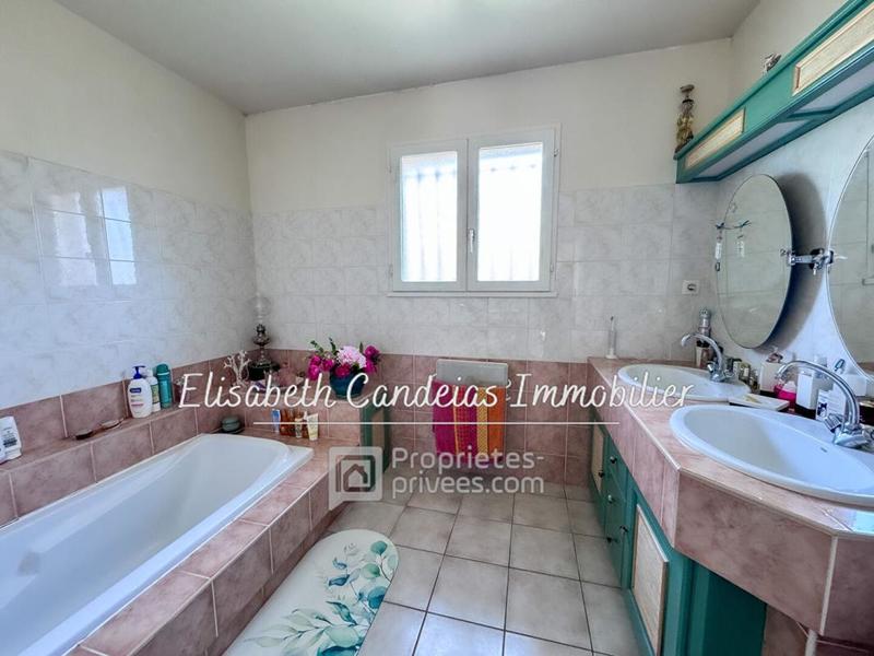 Maison - 165 m² - 8 pièces