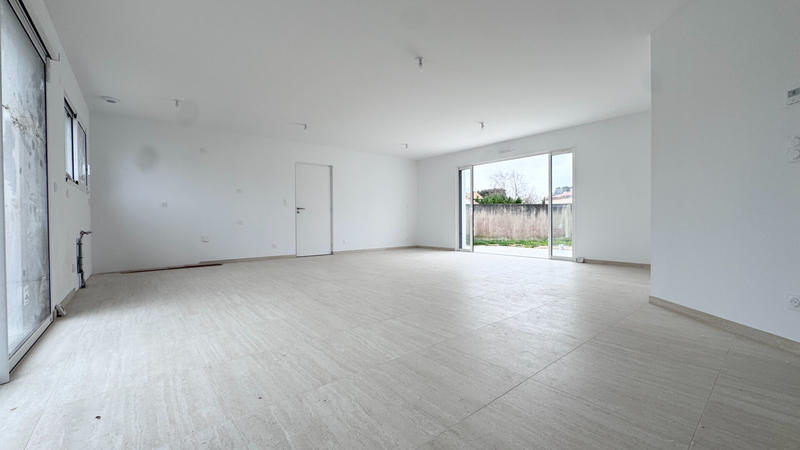 Maison - 98 m² - 4 pièces