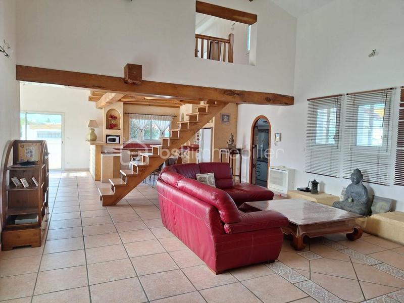 Villa - 180 m² - 6 pièces