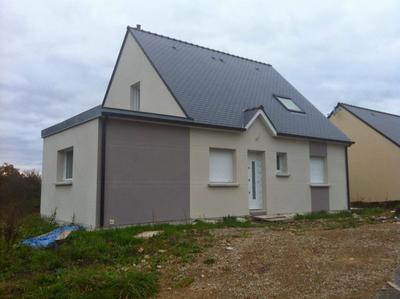 Maison - 85 m² - 4 pièces