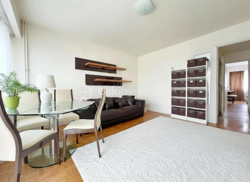 Appartement - 64 m² - 3 pièces