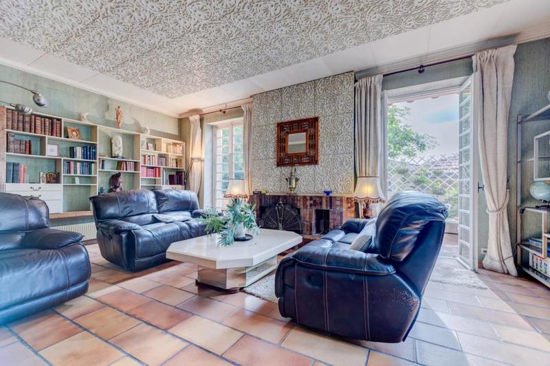 Villa - 230 m² - 8 pièces