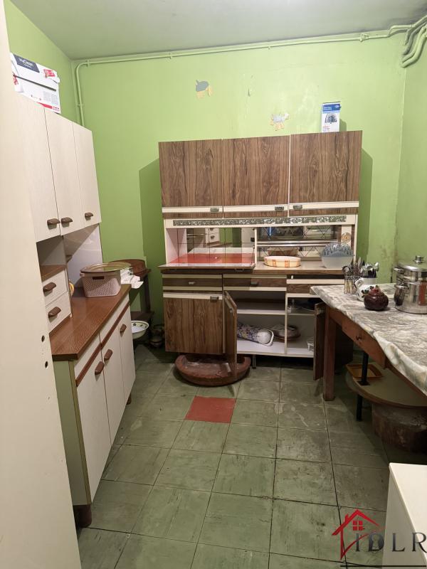 Maison - 185 m² - 18 pièces