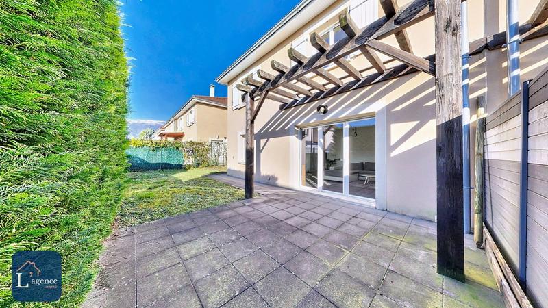 Maison - 111 m² - 6 pièces