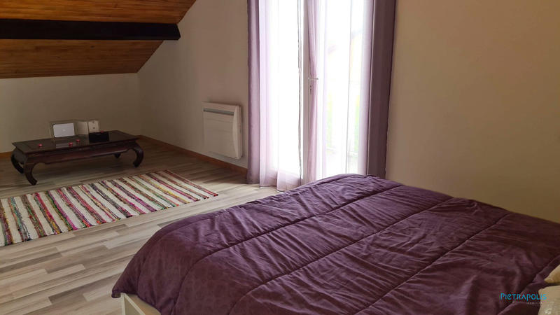 Villa - 196 m² - 8 pièces