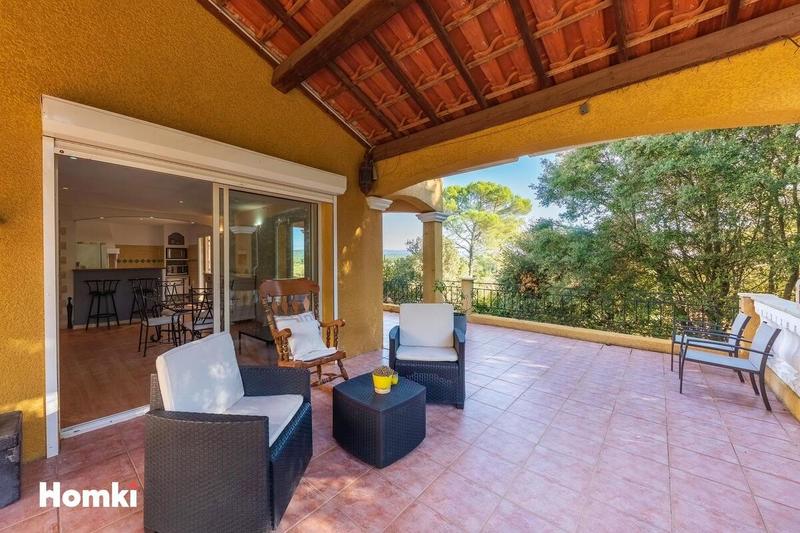 Villa - 185 m² - 5 pièces