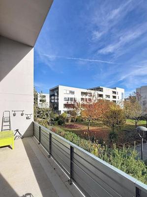 Appartement - 84 m² - 4 pièces