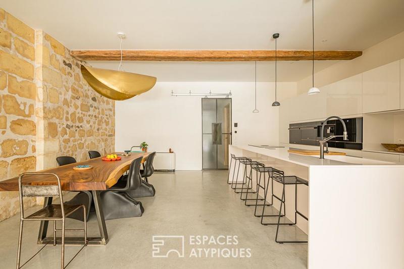 Maison - 260 m² - 7 pièces