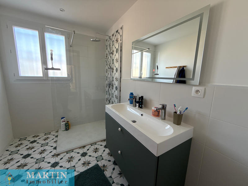 Maison - 185 m² - 6 pièces