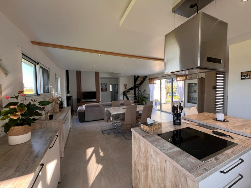 Maison - 153 m² - 6 pièces