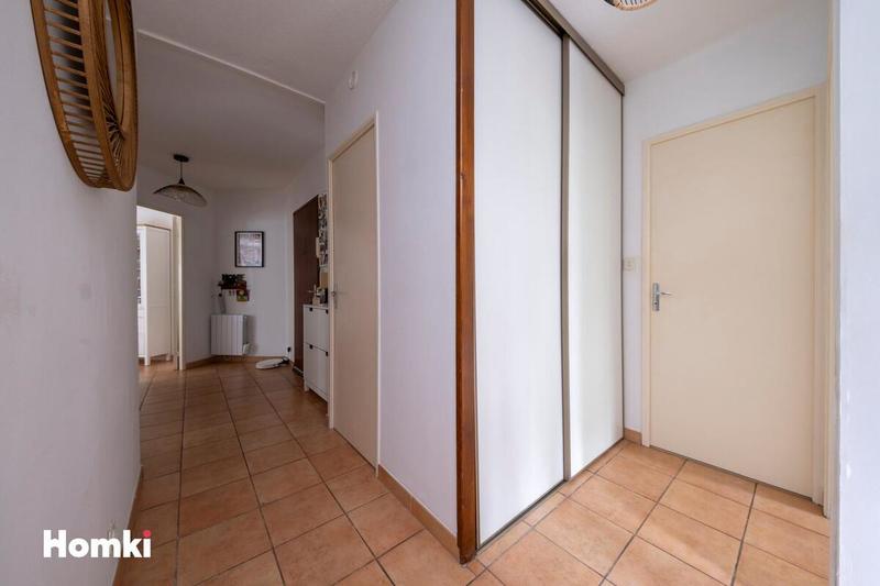Appartement - 84 m² - 4 pièces