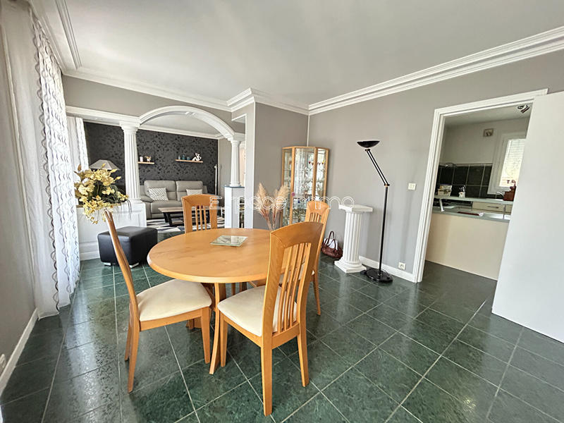 Maison - 114 m² - 5 pièces