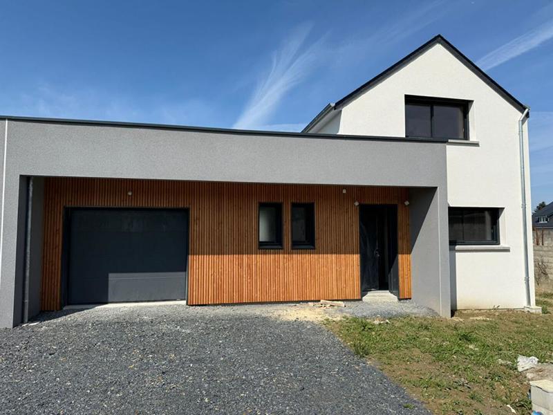 Maison - 95 m² - 4 pièces