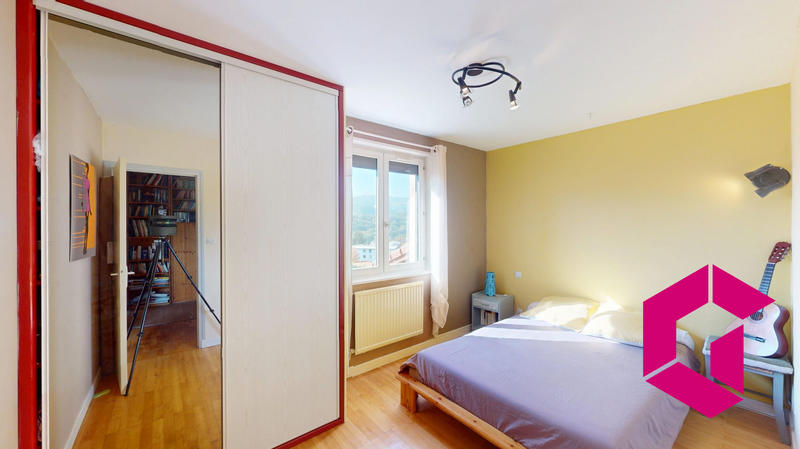 Maison - 143 m² - 6 pièces