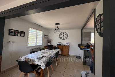 Maison - 90 m² - 5 pièces